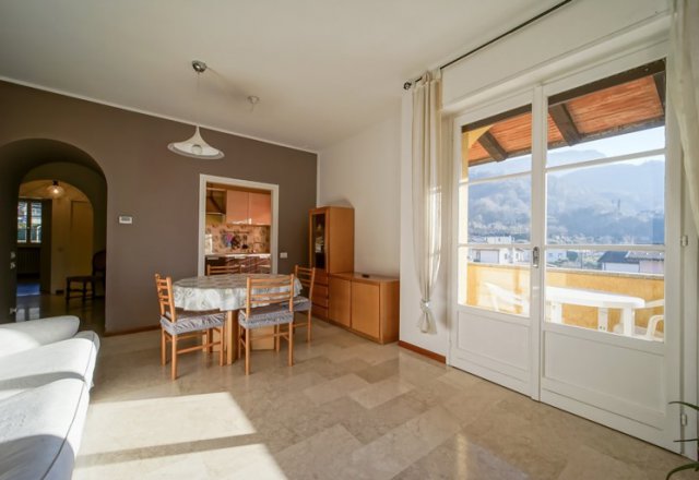 Three-room apartment for rent in Abbadia Lariana
