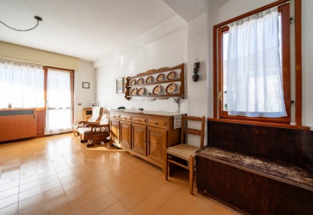 Three-room apartment with Terraces and Garage in Ballabio - Experience Comfort