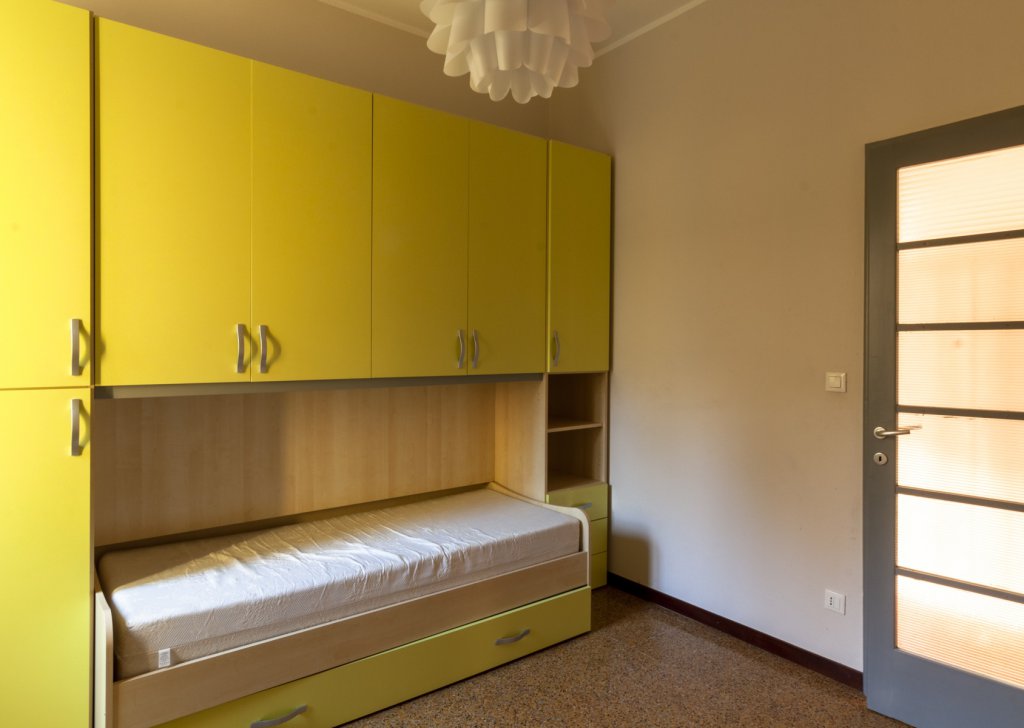 Appartamenti trilocale in affitto  via Risorgimento 62, Mandello, località Centrale / Lago
