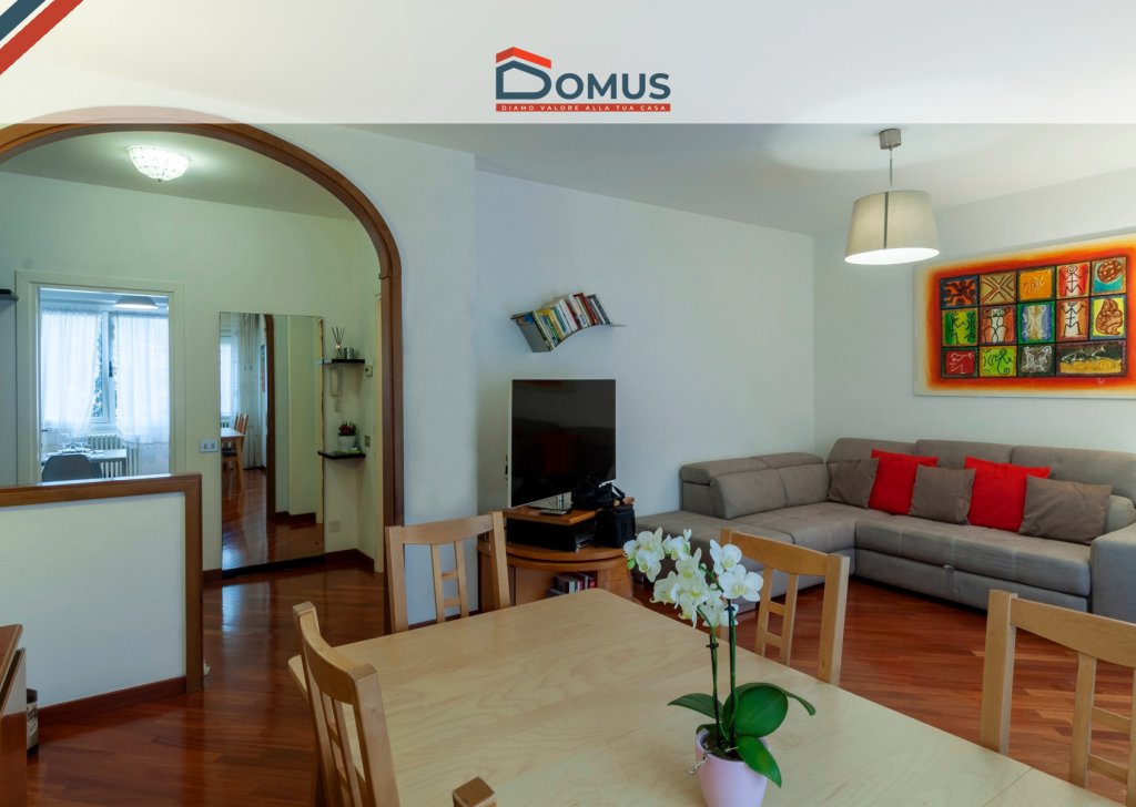 Rent Apartments Mandello - For rent four-room apartment in Mandello del Lario Locality 
