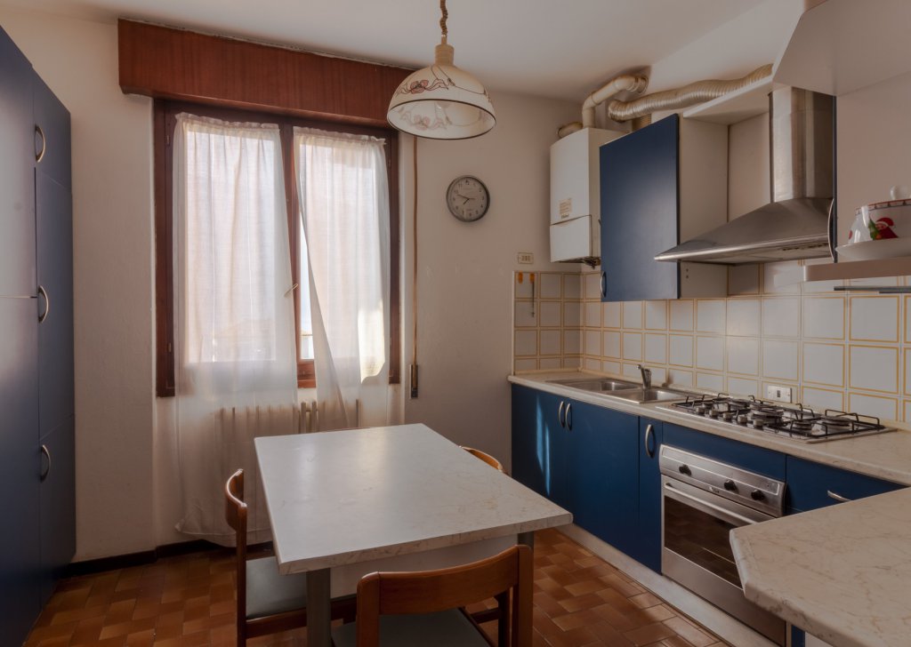 Apartments for rent  via della Quadra 15, Abbadia Lariana, locality Central / Lake
