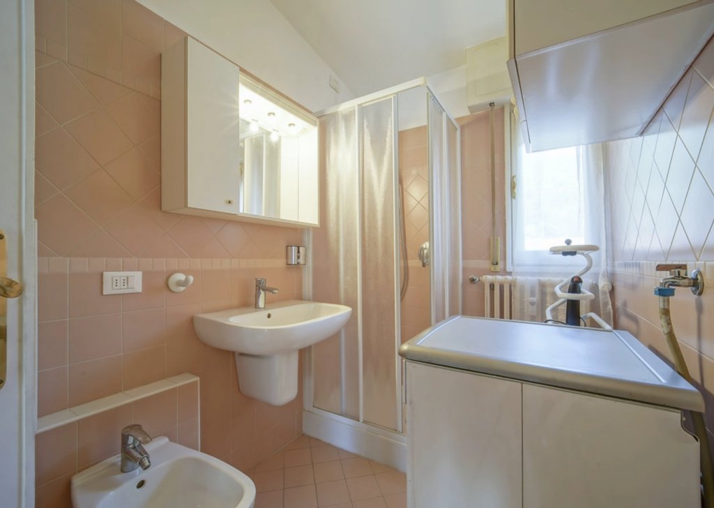 Apartments for rent  via Nazionale 30, Abbadia Lariana, locality Central / Lake