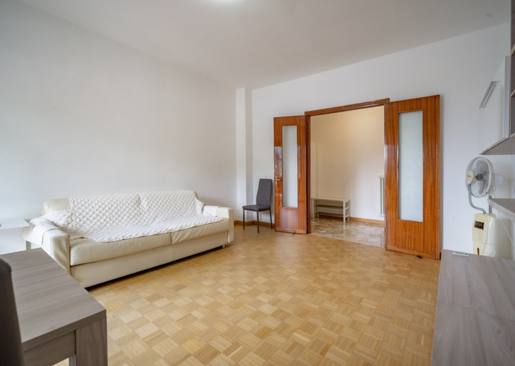 Rent Apartments Mandello - Dream Apartment: Lake View in Mandello del Lario Locality 
