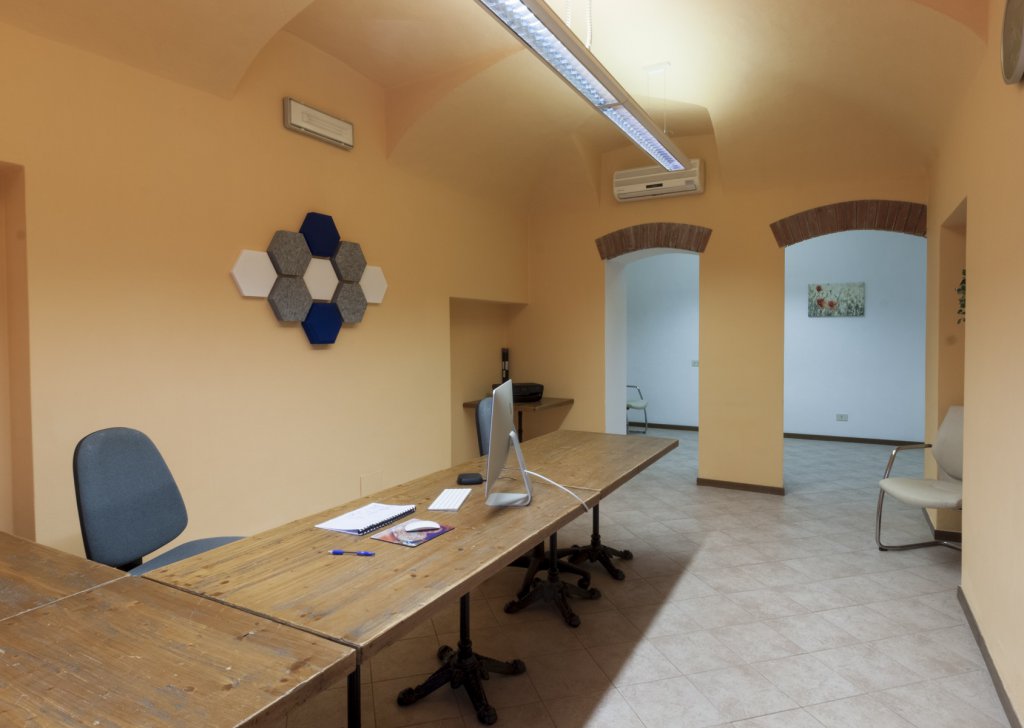 Office for rent  via Cesare Battisti 65, Mandello, locality Central / Lake