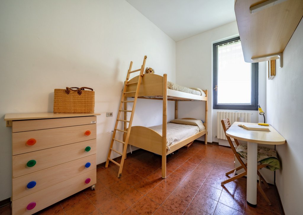Appartamenti trilocale in vendita  via Papa Giovanni XXIII 33, Lierna, località Centrale / Lago