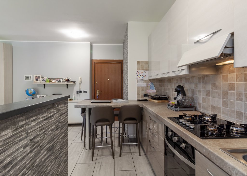 Vendita Appartamenti Mandello - Stile di Vita con Giardino: Appartamento a Mandello Località Centrale / Lago
