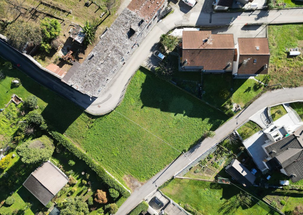 Sale Piece of Land Novate Mezzola - Land in Novate Mezzola: Build Your Own Story Locality 
